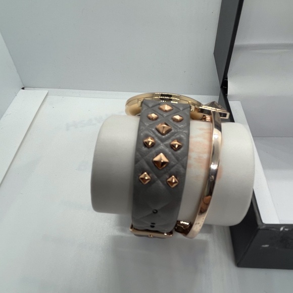 INC. New with Bracelet Rose Gold with beige Belt - Picture 4 of 8